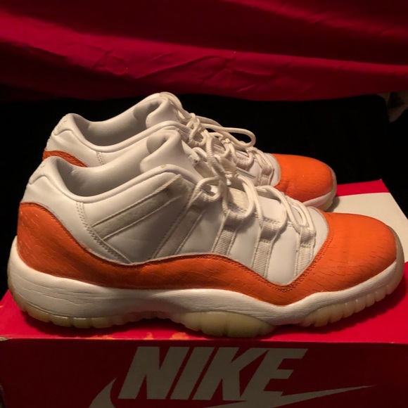 Jordan 11 low *not orange custom - Picture 5 of 6